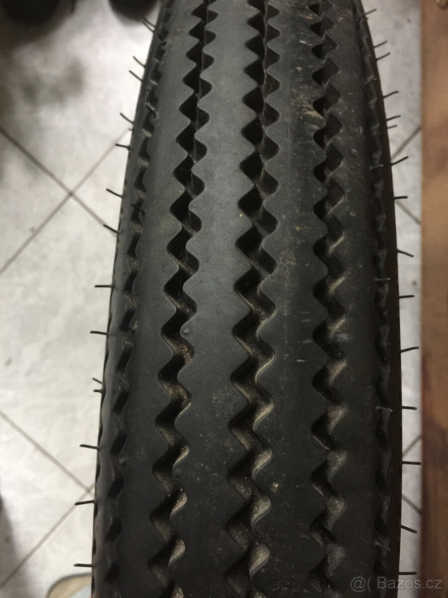 Pneumatika 4 -19 71P TT Oldtimer