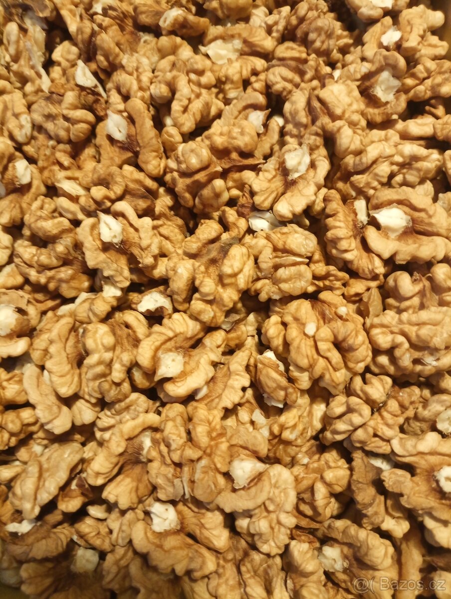Vlašské ořechy loupané