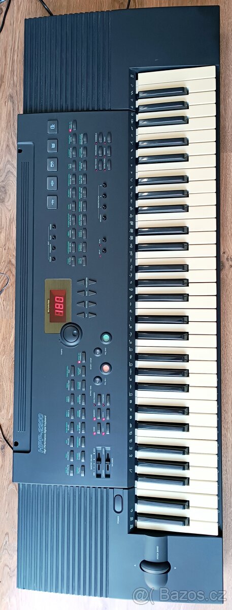 Daewoo HPP-2200 – 5-okt. s „ohybem" tónu