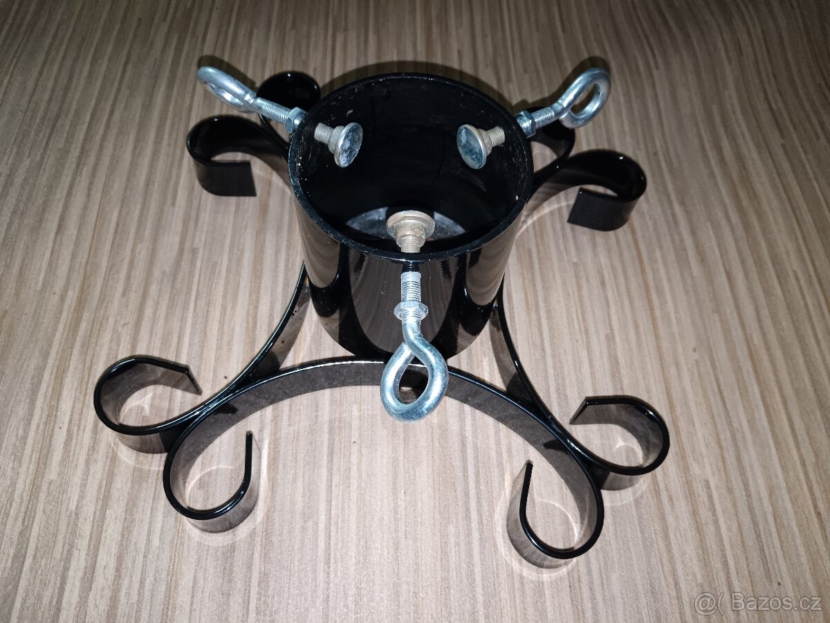 Stojánek na vánoční stromek LYRA