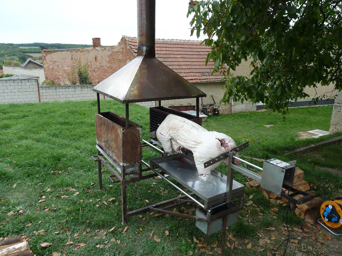 ✔️ MOTOR NA GRIL 230V 2,5ot/min ✔️