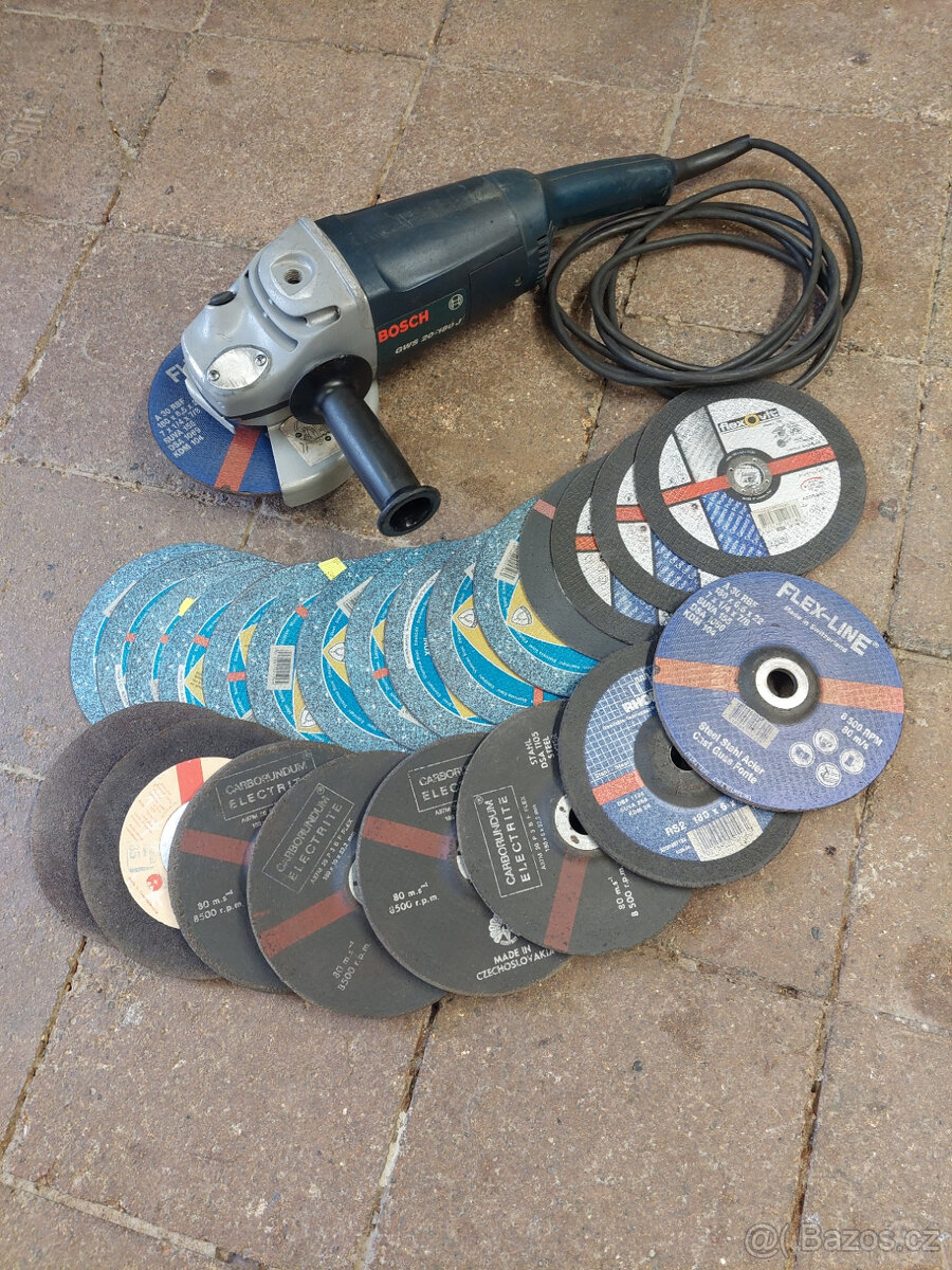 Úhlová bruska Bosch GWS 20-180J + stádo kotoučů