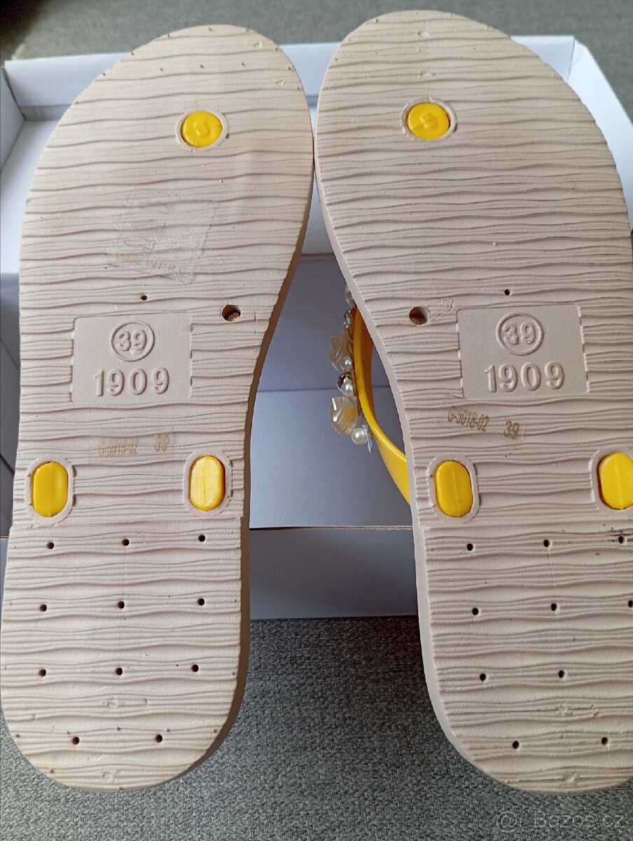 Dámské nové žabky