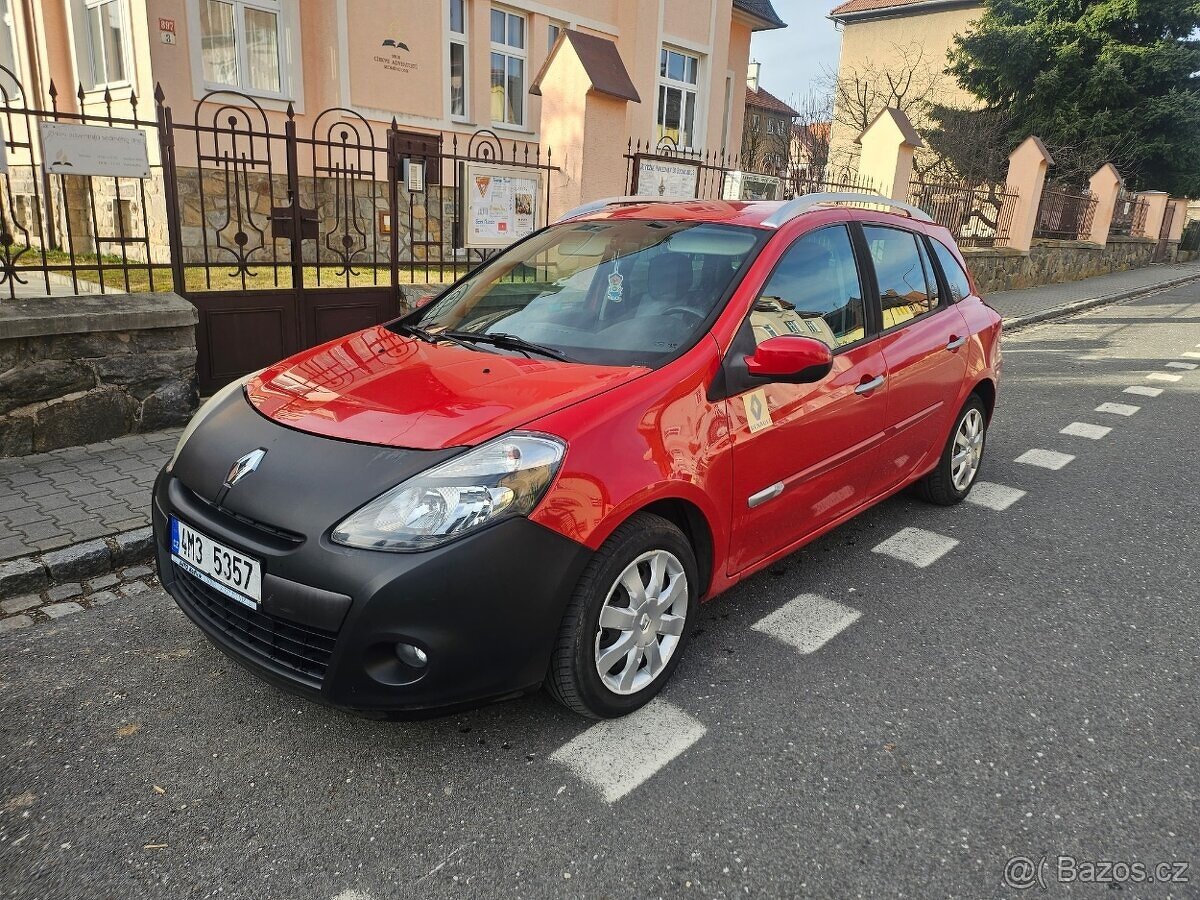 Renault Clio III 1.2 benzin 55kw rok 2011