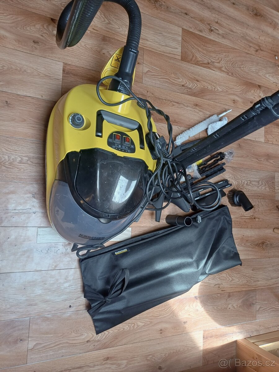 Karcher SV 7 - parní čistič s vysavačem 2v1