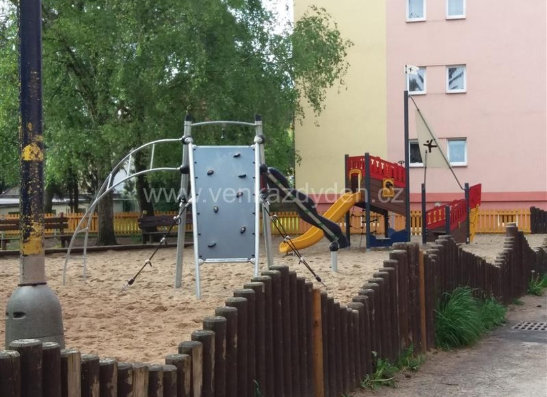 Prodám byt 2+1+k ,v Benešově u Prahy,