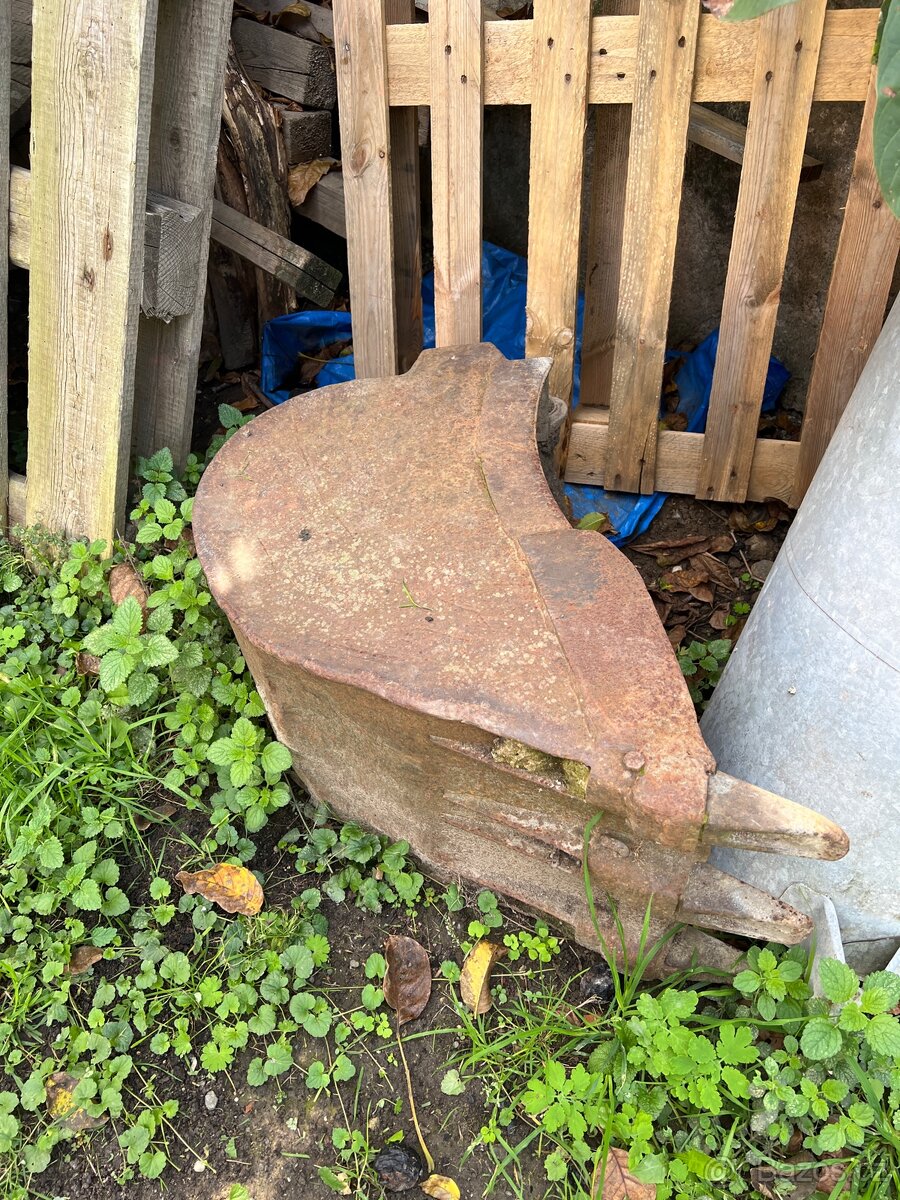 Podkopová lžíce 40 cm