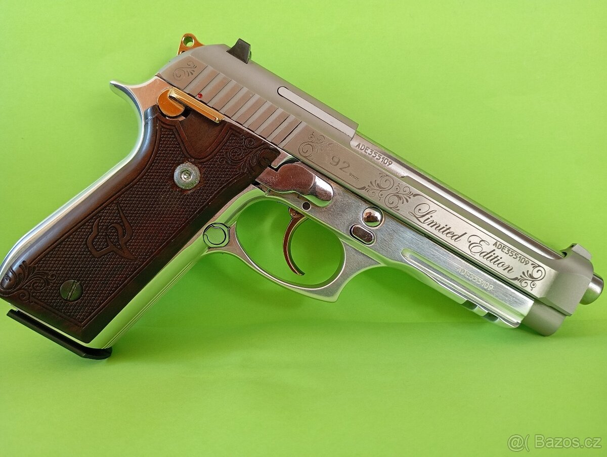 Pistole Taurus Pt 99 limited edition