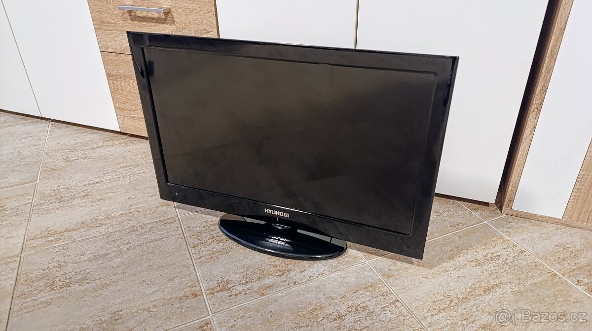 Televize Hyundai LLH 24924 DVDCR 24"
