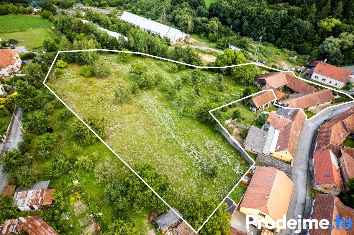 Prodej stavebního pozemku, 8 074 m2 - Úsuší u Tišnova