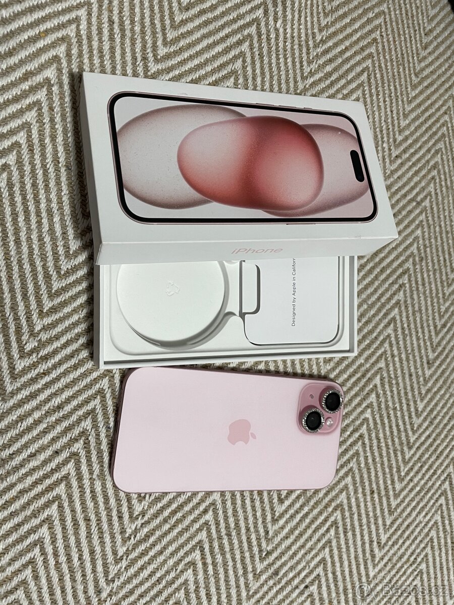 iPhone 15 256GB pink