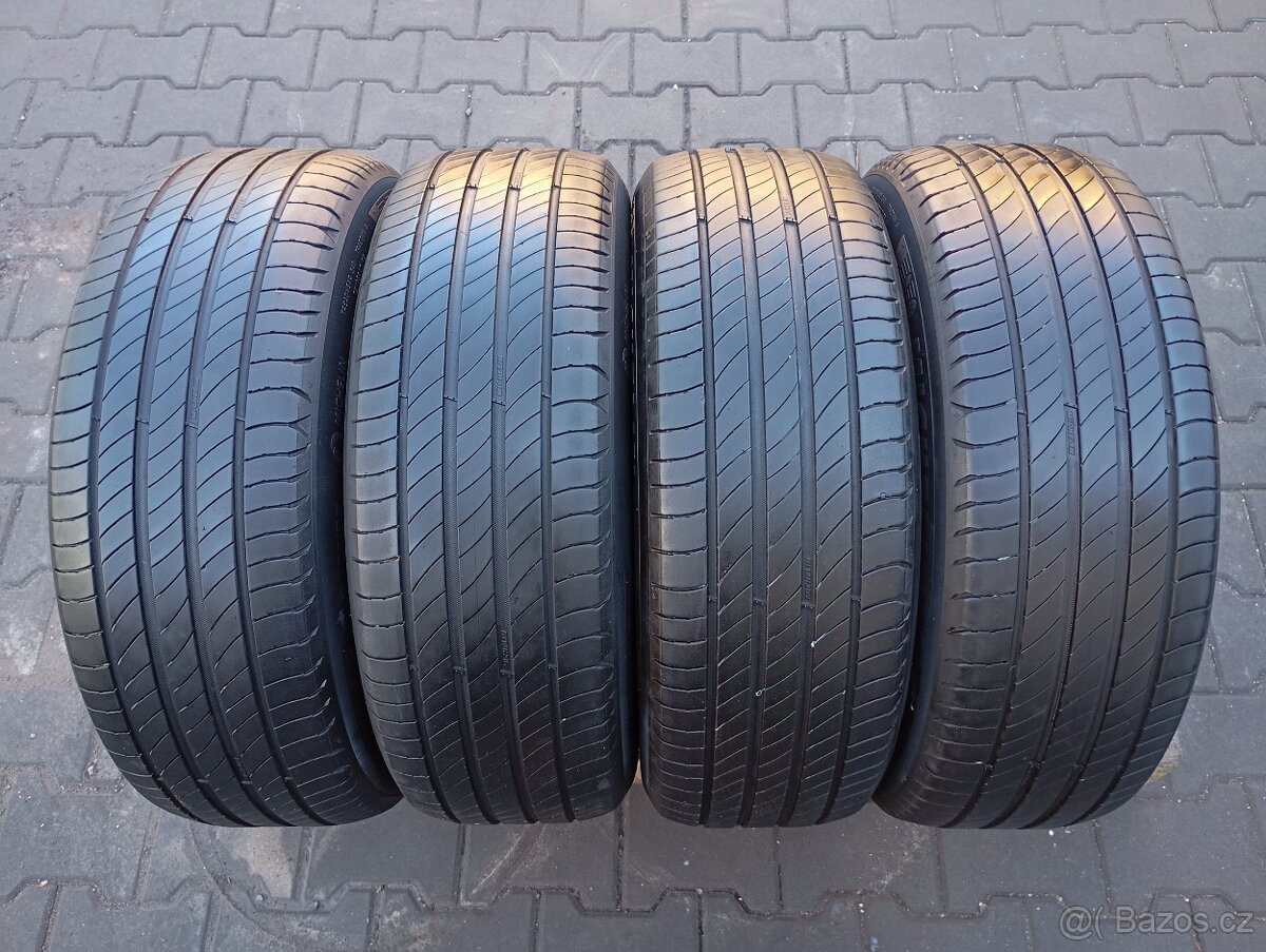 205/60/16 letní pneu michelin