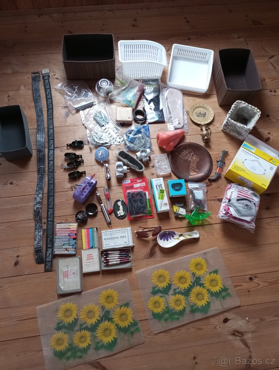 Mix věcí do domácnosti za celkem 250 Kč