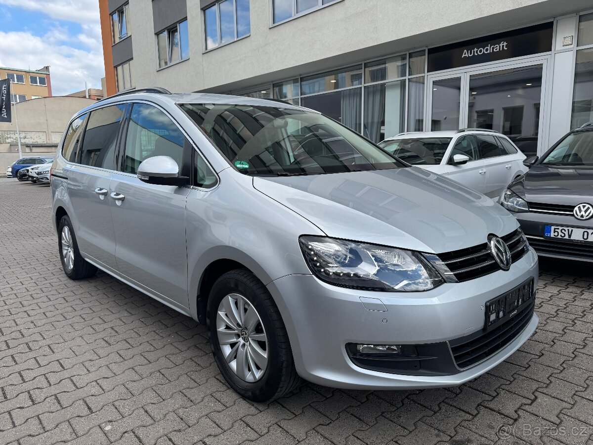 VW Sharan 2.0 TDI 110kW DSG Tažné Kamera Navigace DAB Isofix