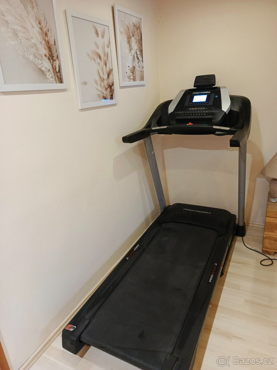 Běžecký pás Pro-form 505 CST