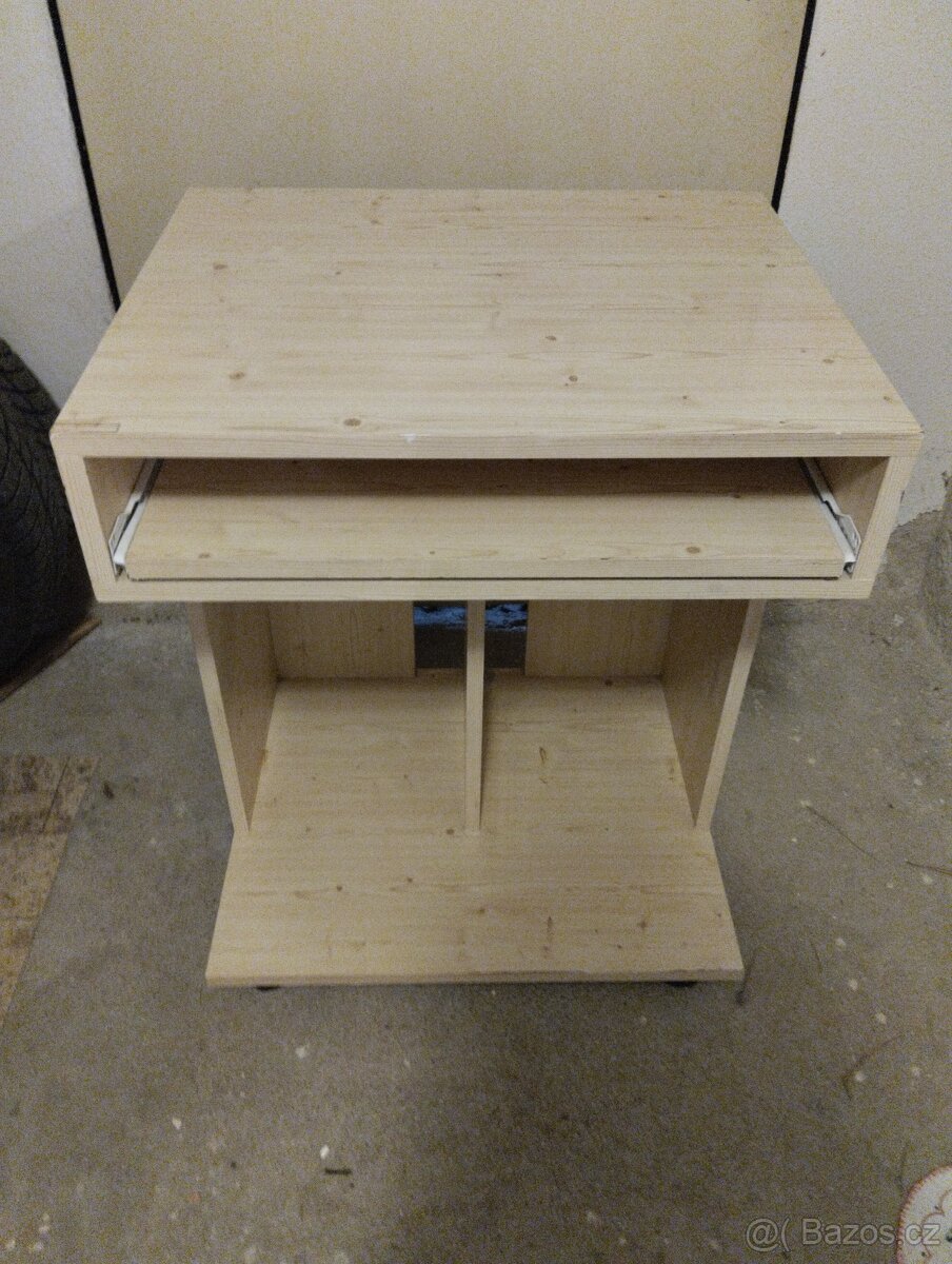 Prodej PC stůl