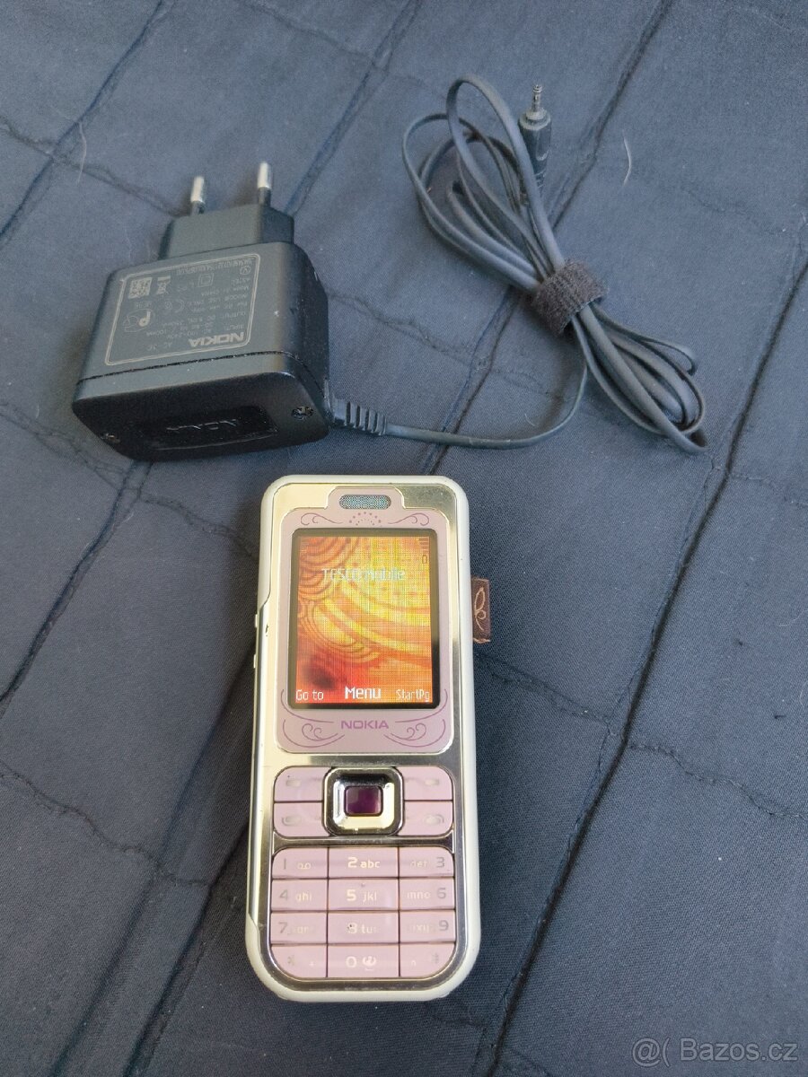 NOKIA 7360 L’Amour - Sběratelská včetně nabíječky
