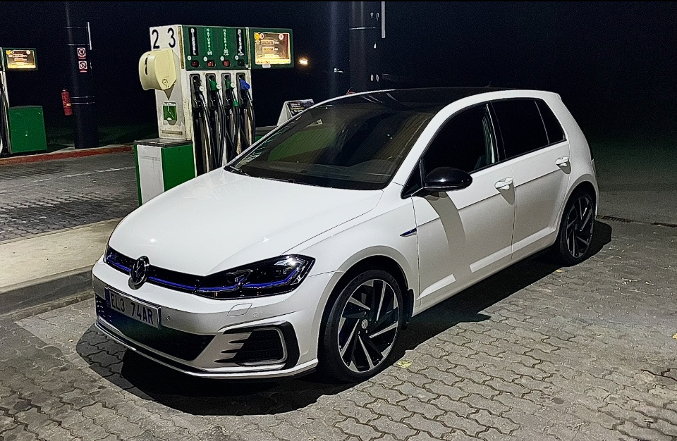 VW Golf 7.5 GTE, 2020, Top Stav, 53. tkm