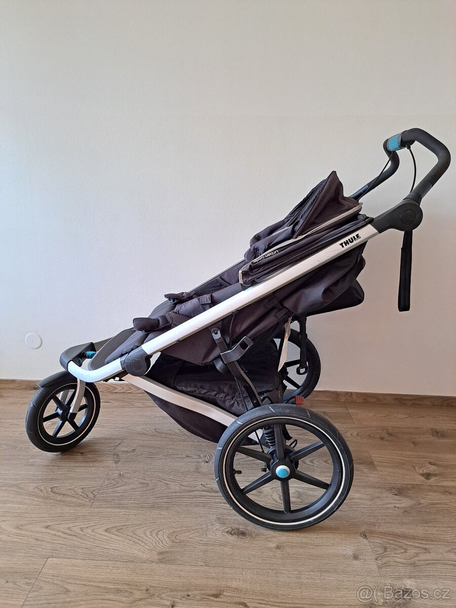 Thule Urban Glide 2 double kočárek pro dvě děti do každého t