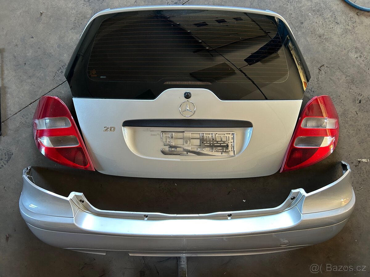 Mercedes A180 díly