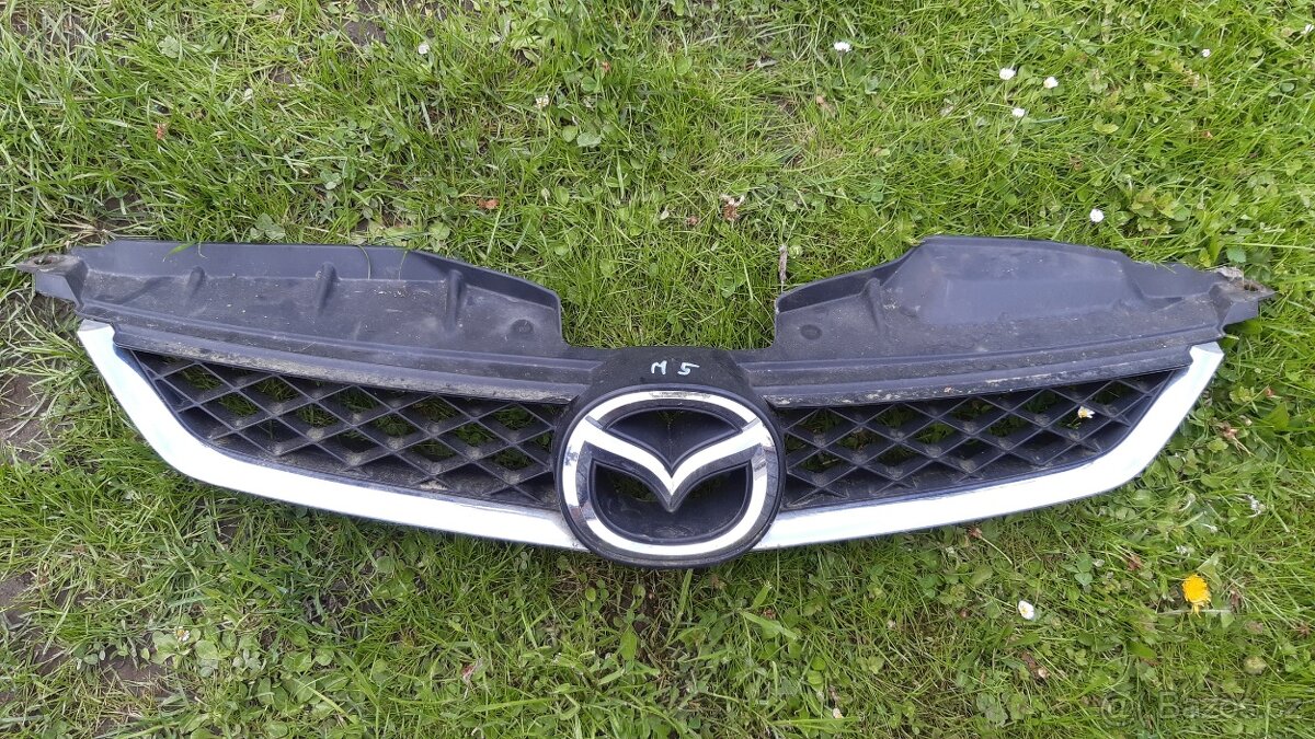 mazda 5 2,0i maska a spodní kryty motoru