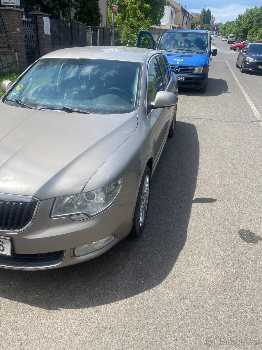 Škoda Superb 2