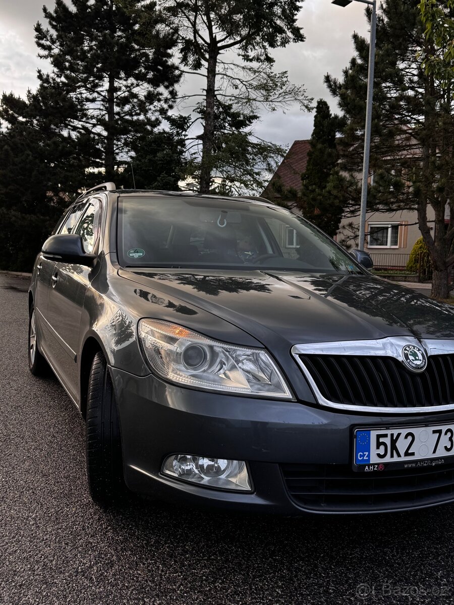 skoda oktavia 2