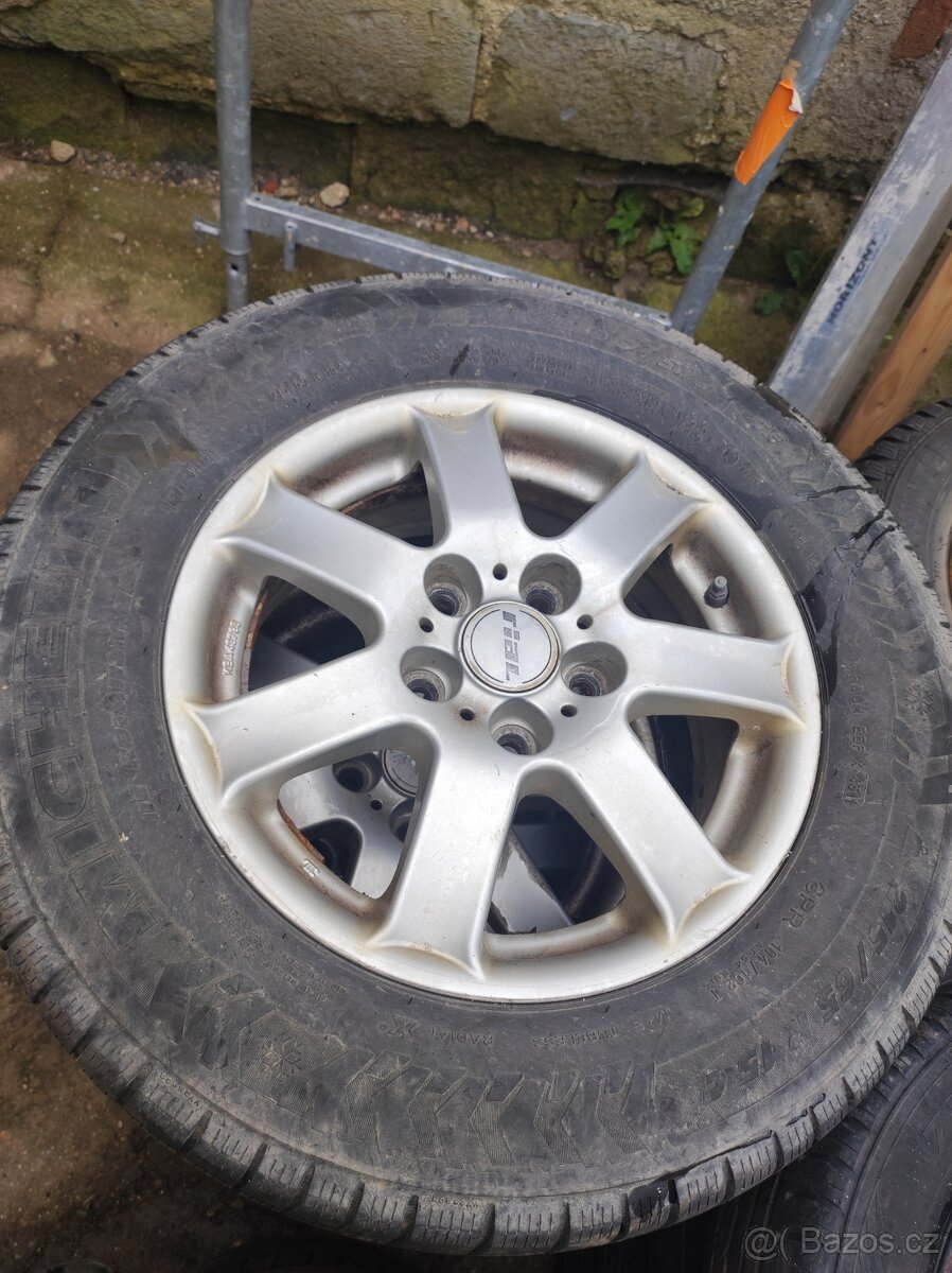 Prodám ALU kola na Kia Carnival