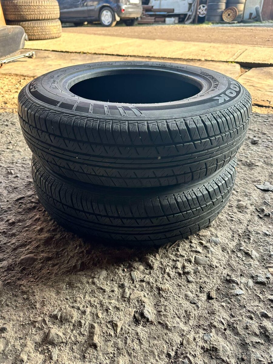 Prodám 2ks letních pneumatik Hankook