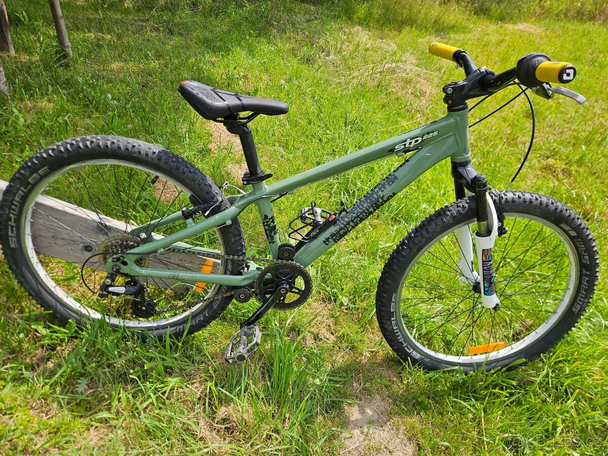 Giant STP 225, 24 dětské horské kolo