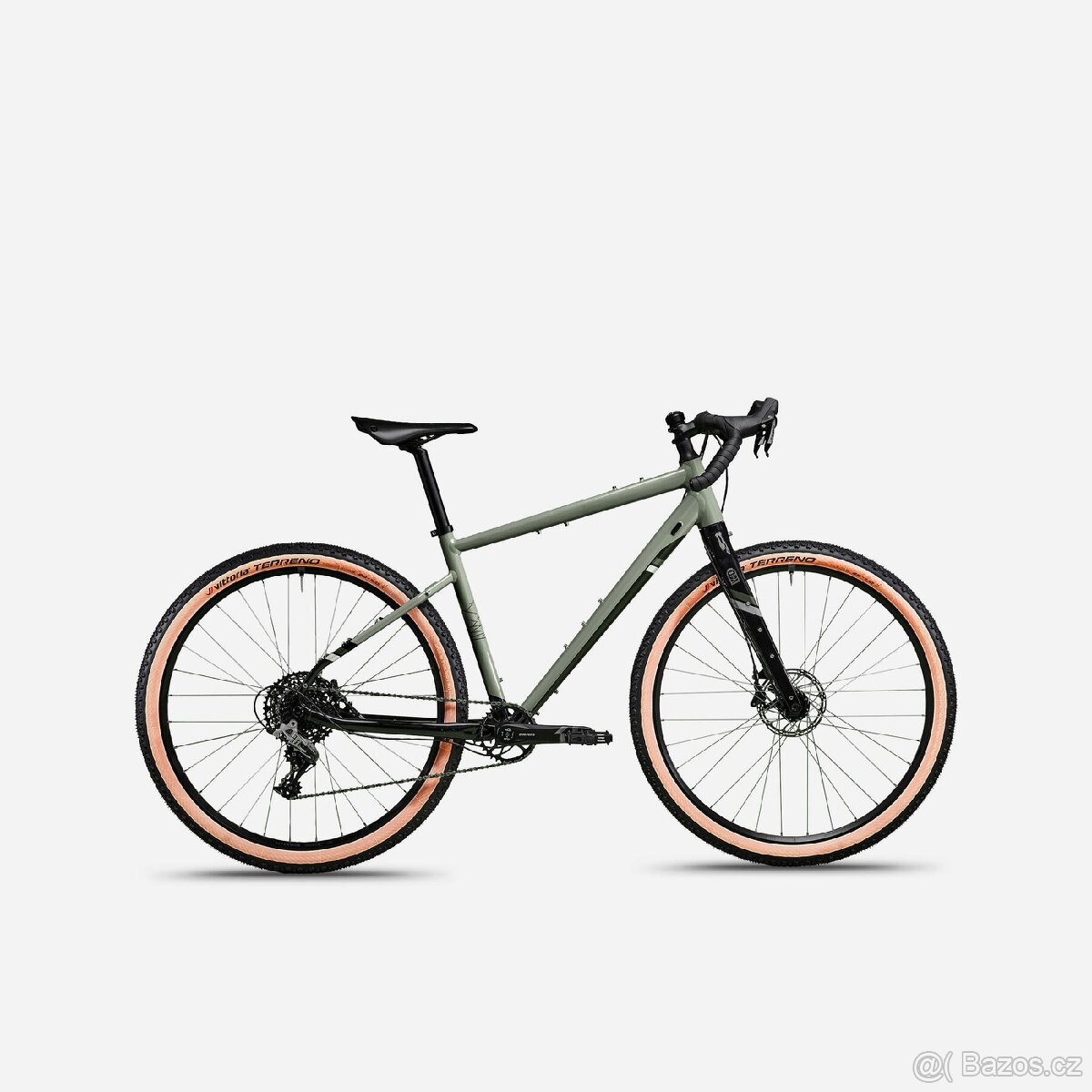 Expediční trekové kolo Riverside Touring 920