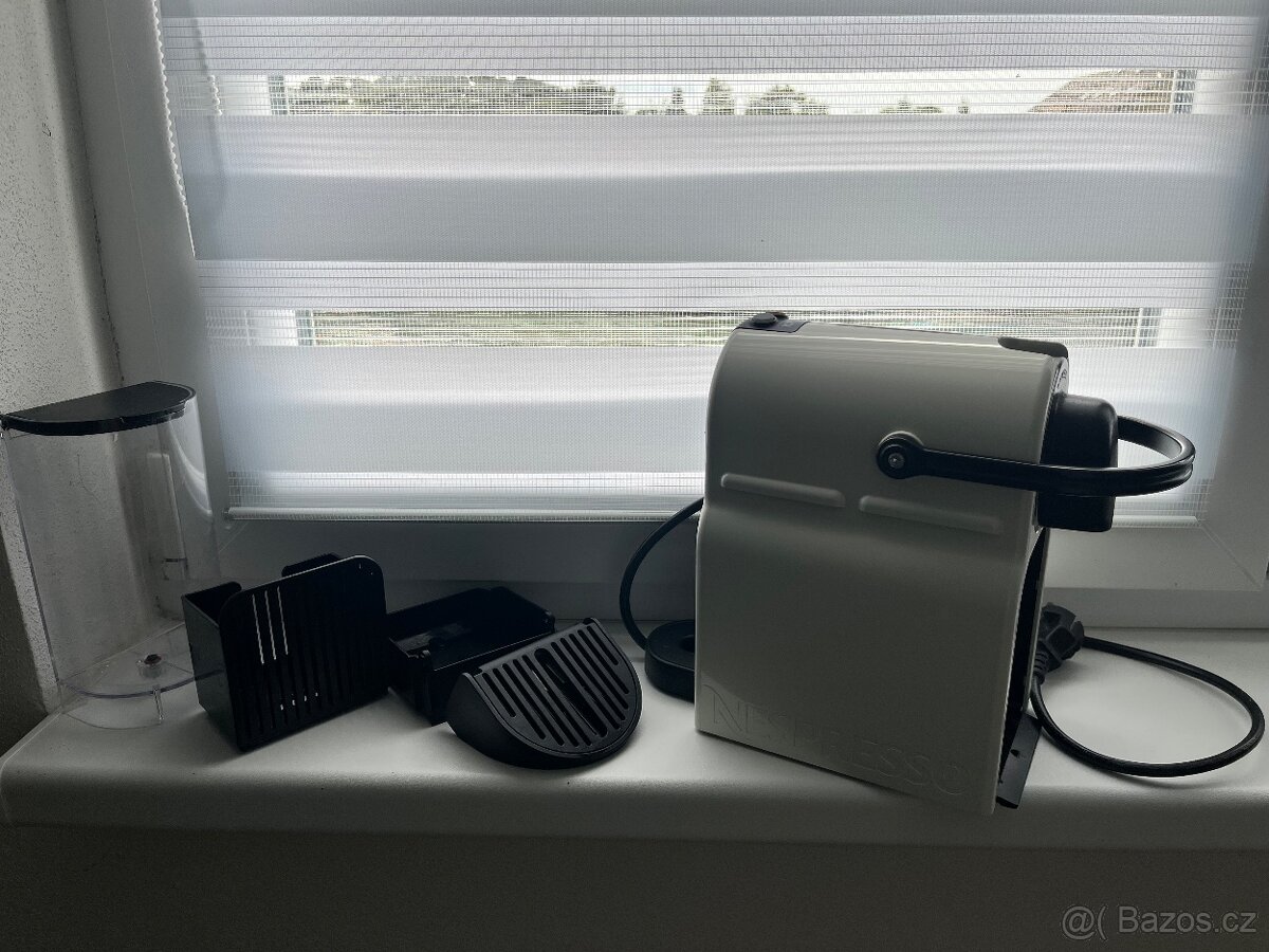 Krups Nespresso kávovar TYPE XN100