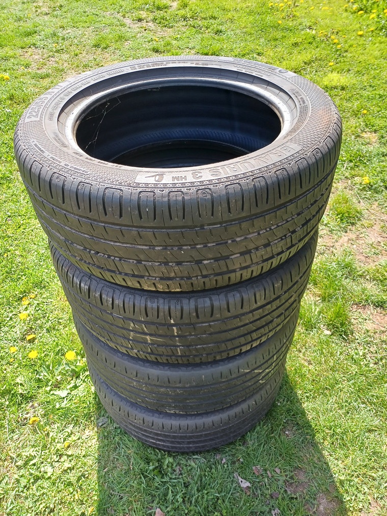 Barum Bravuris 3 HM 225/55 R17