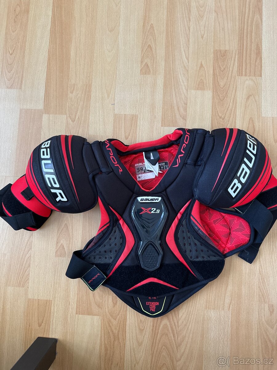 Výstroj pro hokejistu 170cm