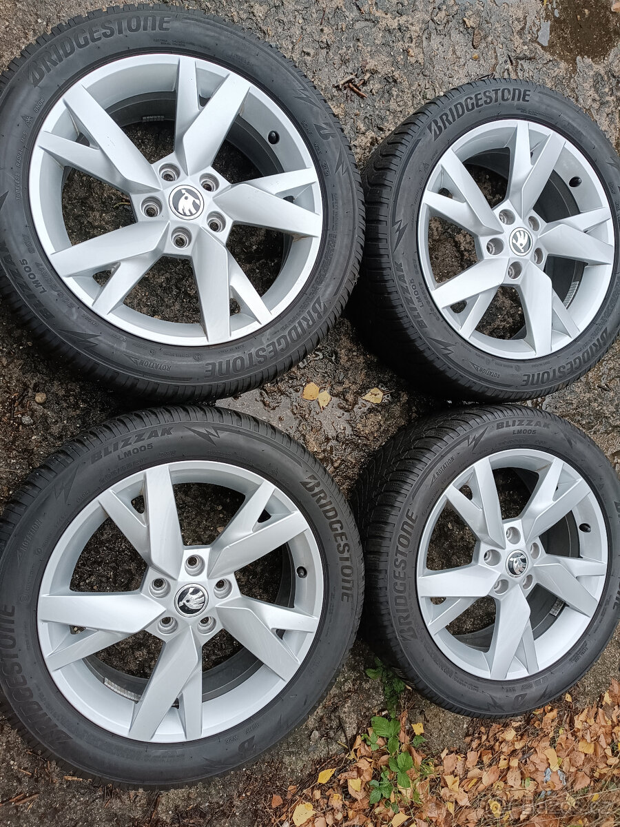 Škoda Octavia IV - alu 6,5x17 et46 + zimní 205/55/17