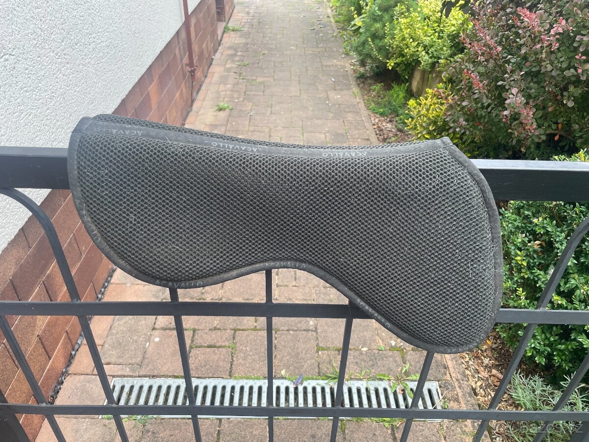 Tlumící dečka Acavallo