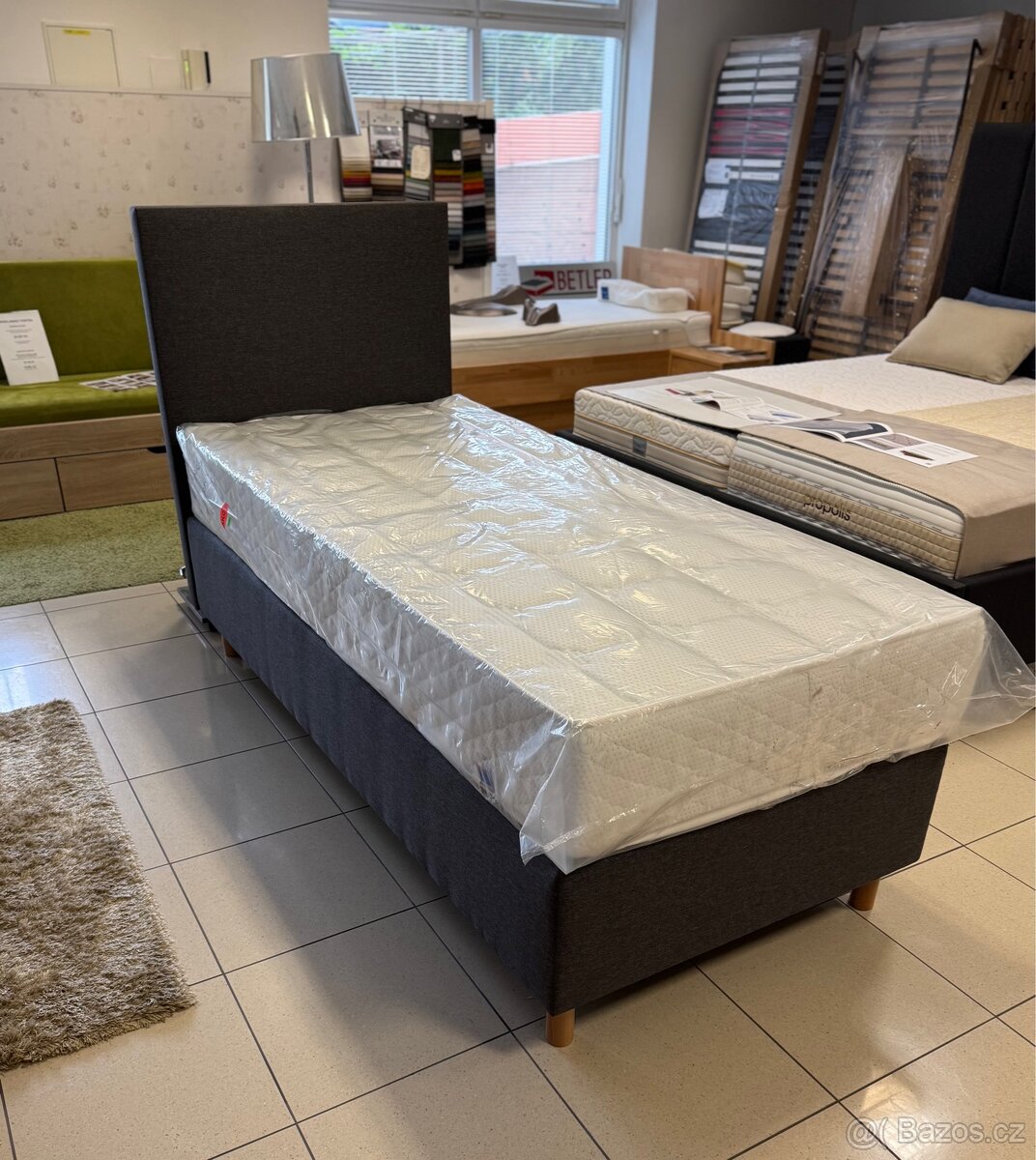 Prodám kompletní boxsprings postel 90x200č