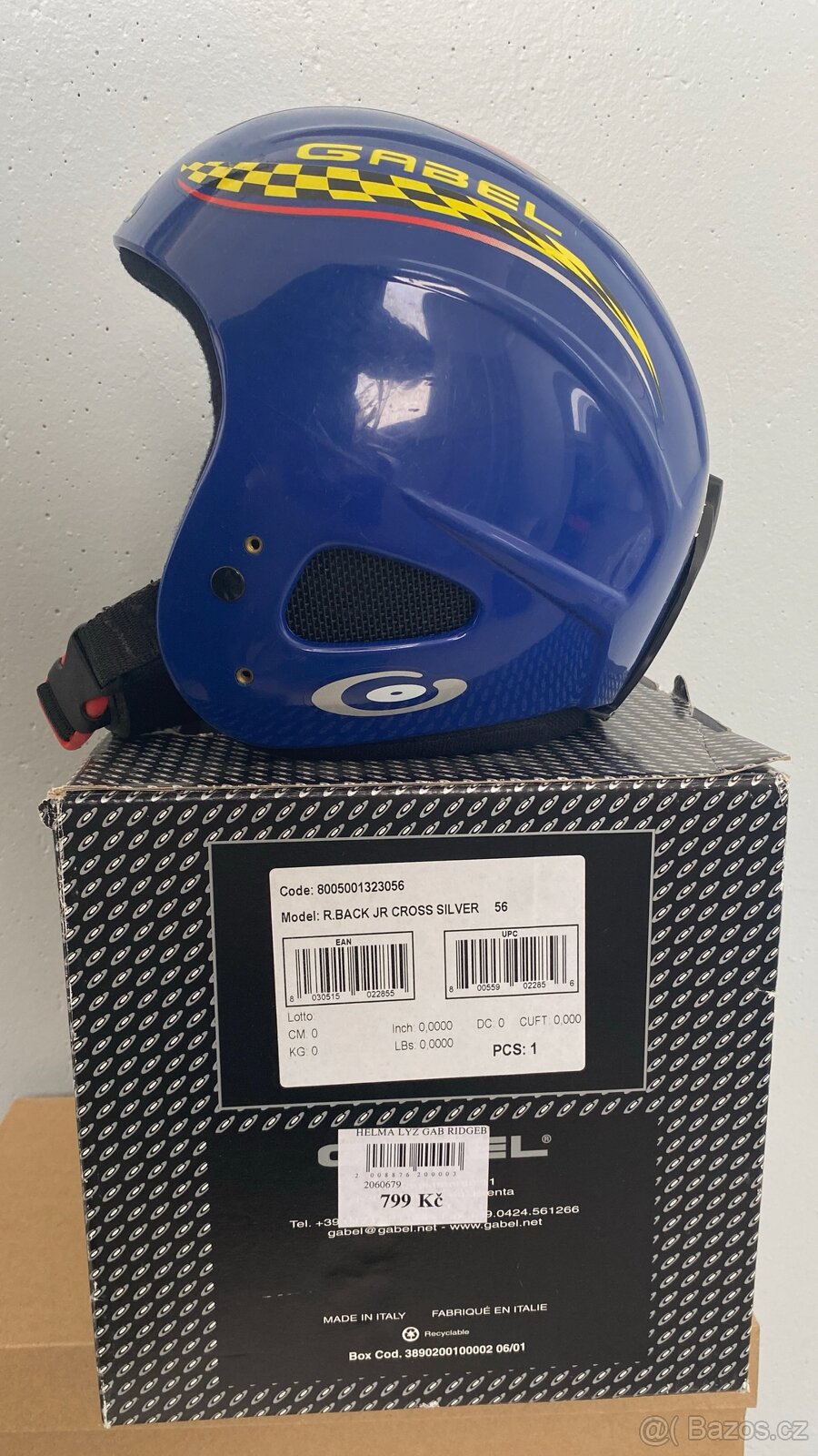 Lyžařská dětská přilba