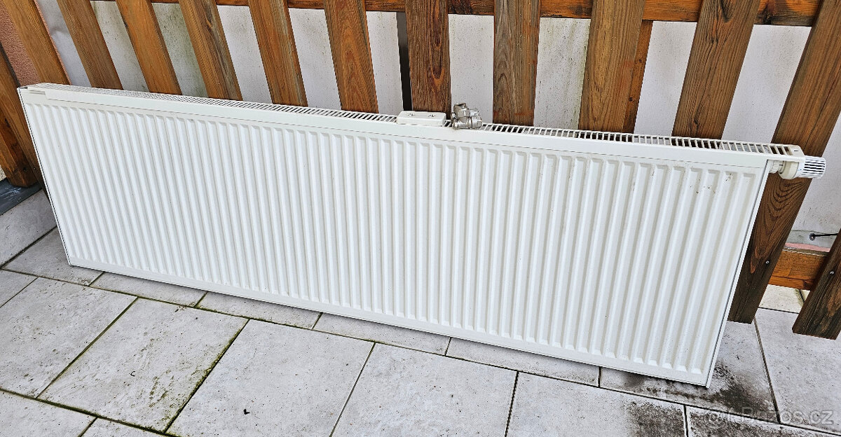 Radiátor 200x60 cm, k vyzvednutí Praha 4