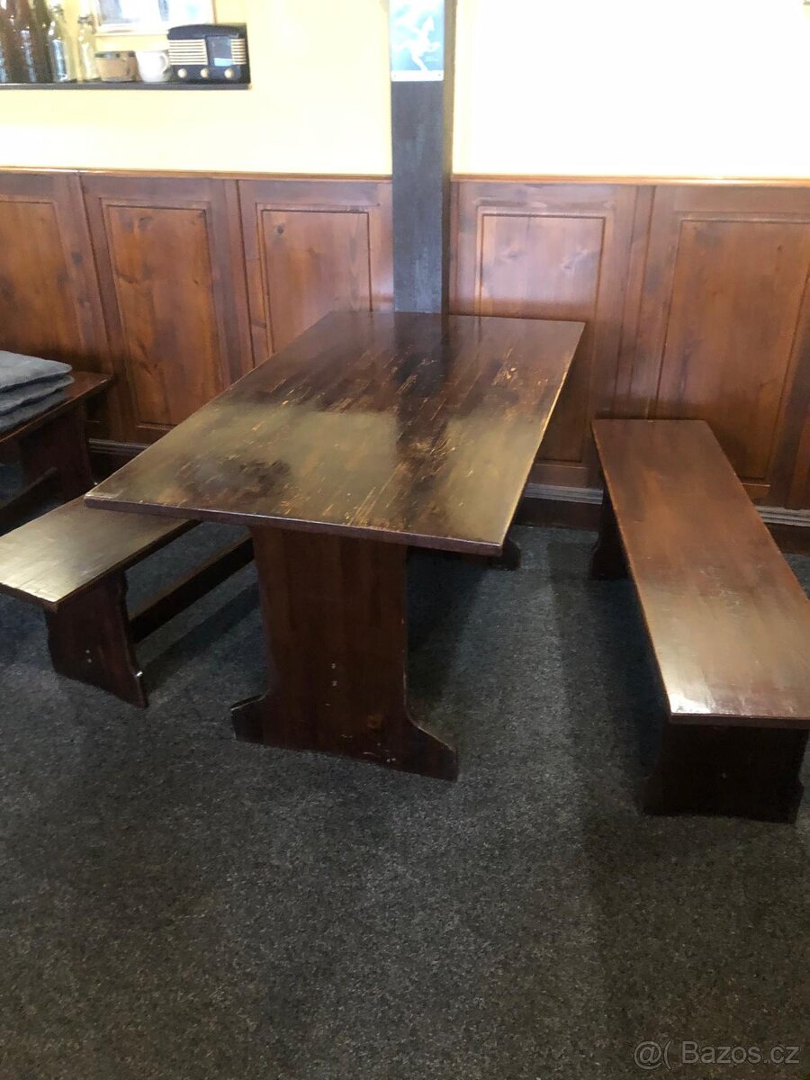 Dřevěný stůl + lavice