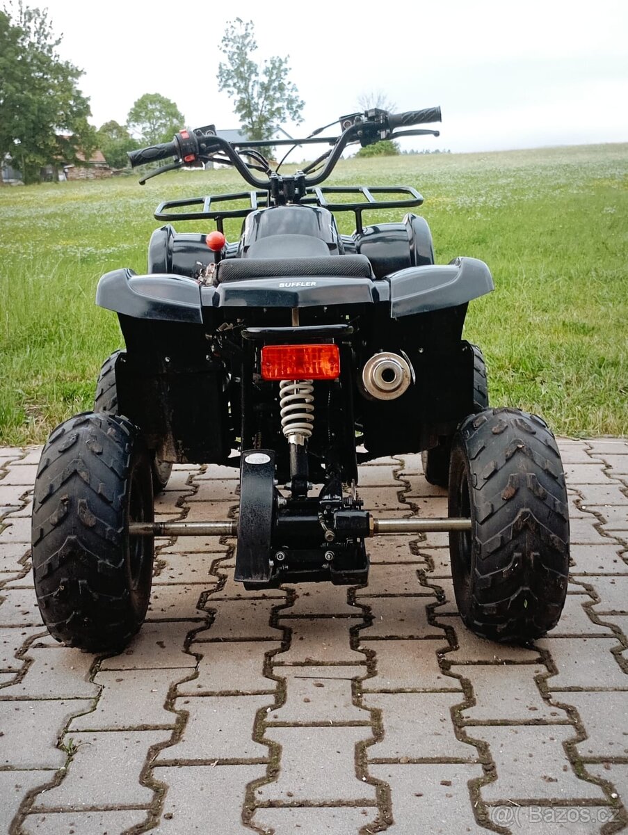 Dětská čtyřkolka Buffler XW110Y