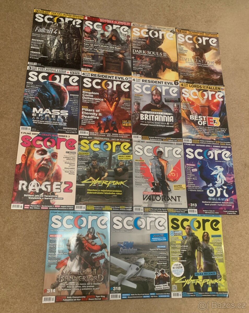 Rozbalené časopisy Score