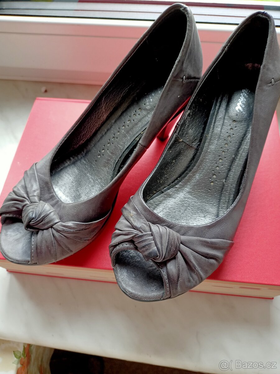 Dámské boty - lodičky , vel. 39