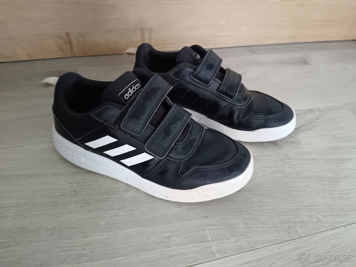 Dětské boty ADIDAS - 34 vel.