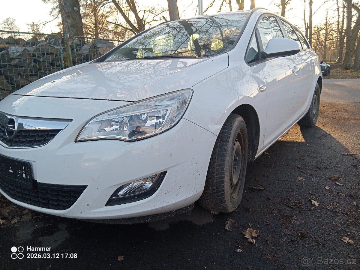 Opel Astra combi 2011 1.4 T