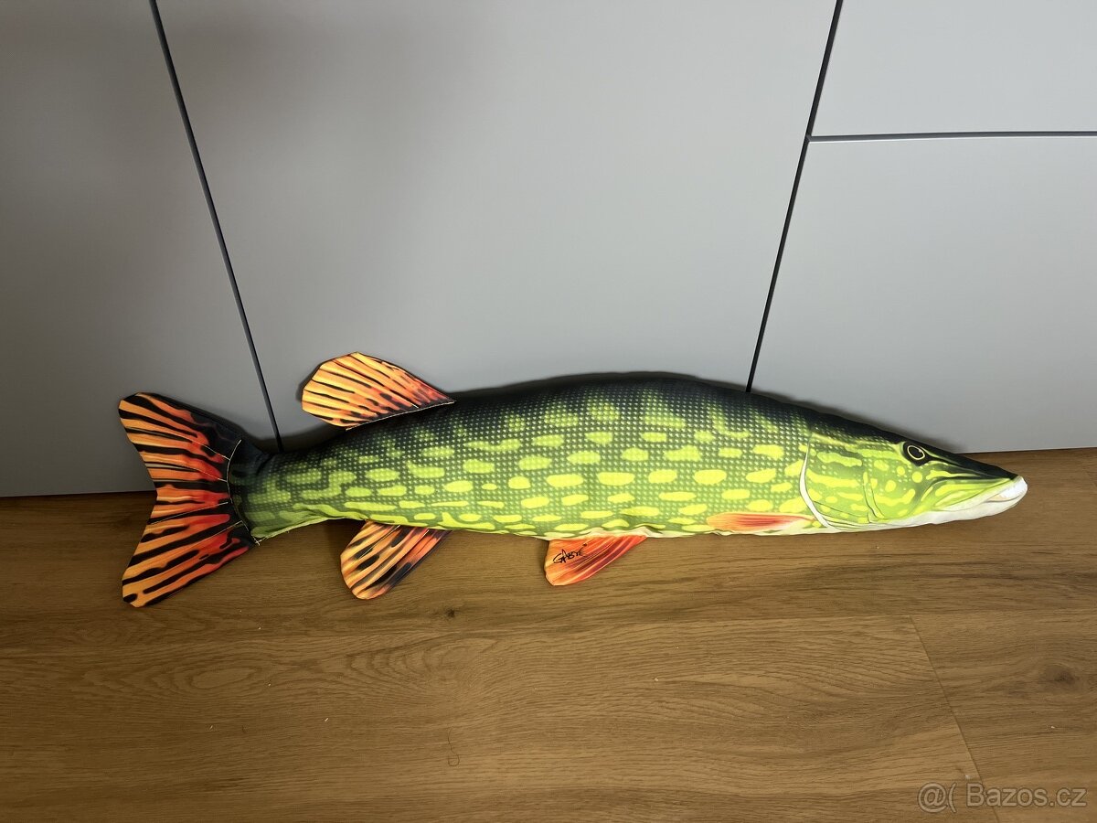 Polštář štika 80cm