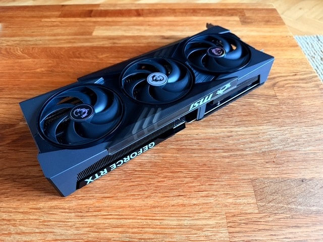 MSI GeForce RTX 5080 16G GAMING TRIO OC