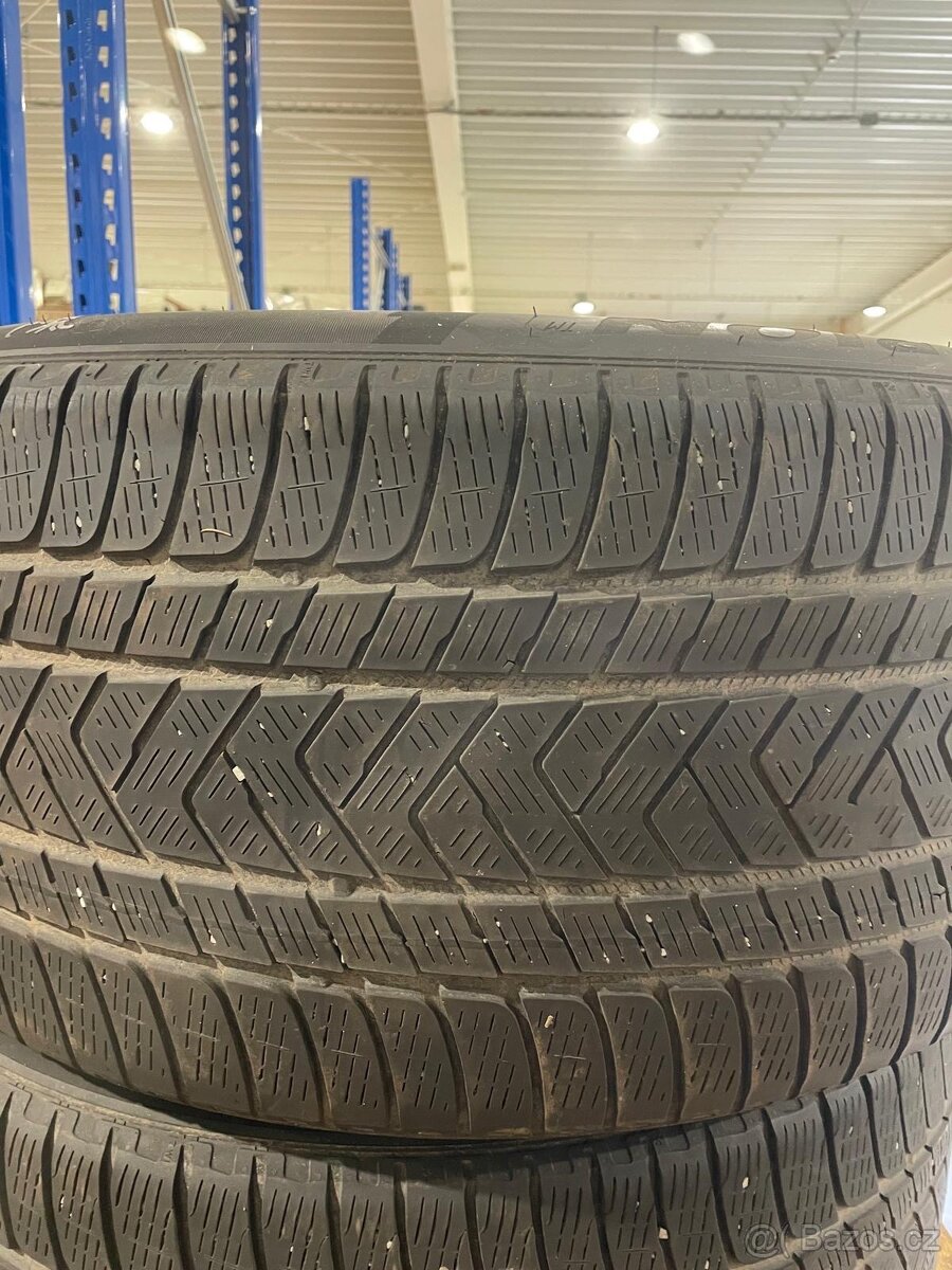 Zimní a letní Scorpion pneu