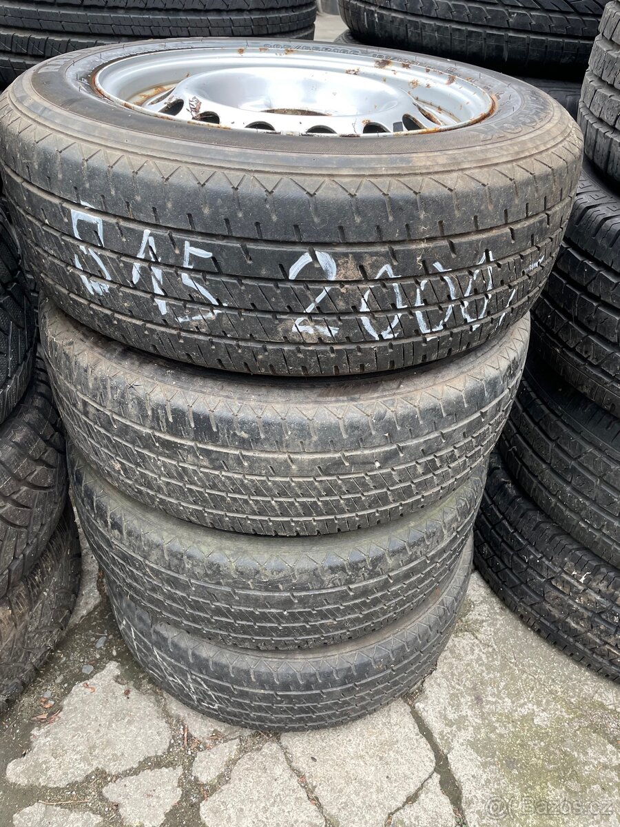 Plech disky 5x139,7 včetně pneu 205/65R16 C