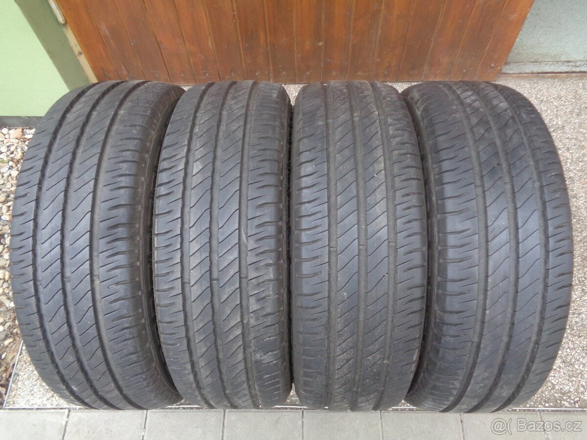 Letní pneu 215/65/16c R16C Michelin